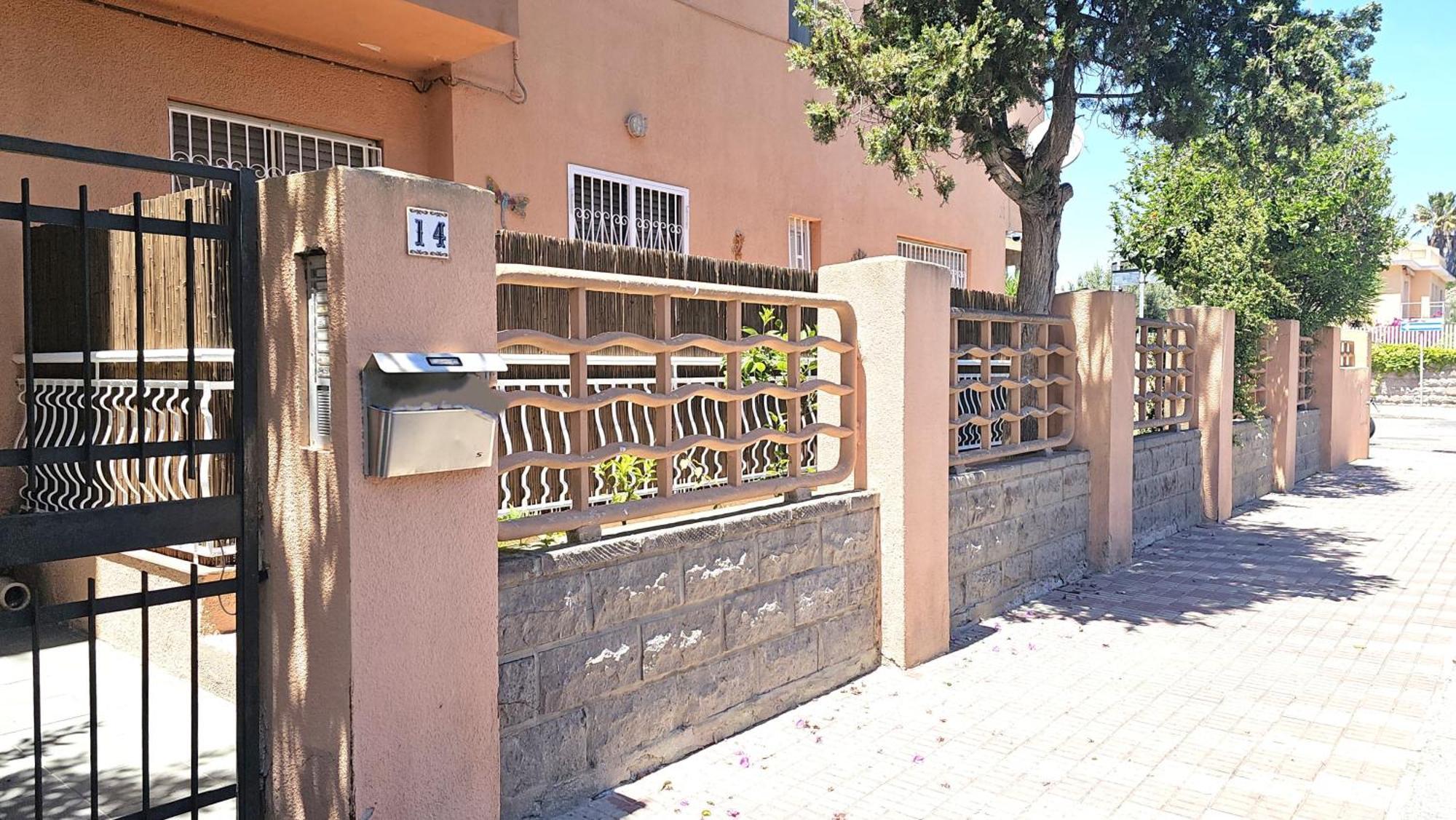 Holiday Poetto Cagliari Exterior photo